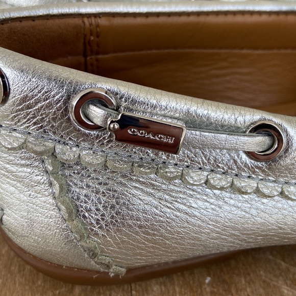 Coach Shoes Silver Olympia Tassel Moccasin Loafers Women's Size 6.5 - Picture 3 of 10